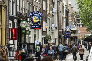 Bulldog coffeeshop