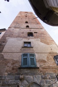 Noli - Torre dal basso