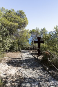 Varigotti - Sentiero verso la chiesa di San Lorenzo