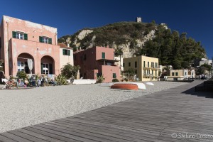 Varigotti - Spiaggia e torre saracena